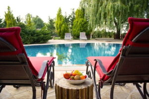 pool 2394710 640