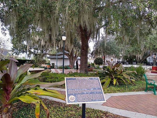 Mount Dora is well worth the drive, especially on festival days.