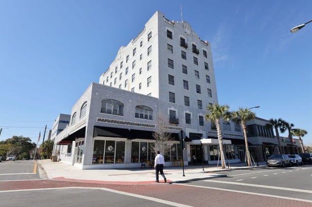 Restoring amazing buildings like the Marion Hotel is an important step in preserving our history. Lifestyle is not just about Ocala housing.